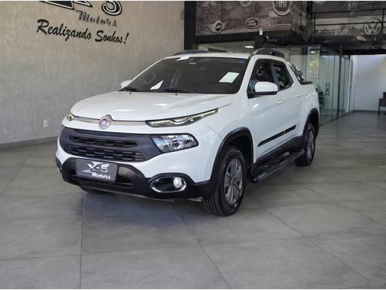 FIAT TORO 1.8 16V EVO FLEX FREEDOM AT6 FIAT TORO 1.8 16V EVO FLEX FREEDOM AT6